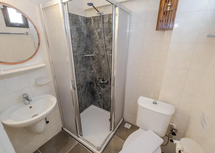 Bayram Hotell Çeşme