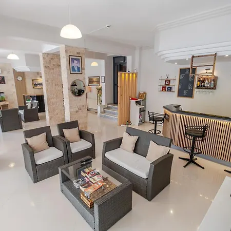 拜拉姆酒店 3* Çeşme