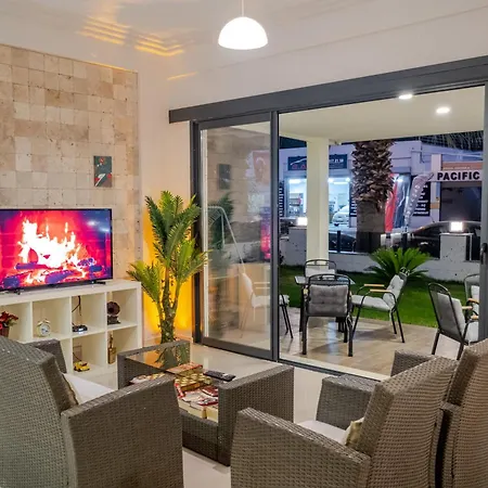 Bayram Hotel 3*